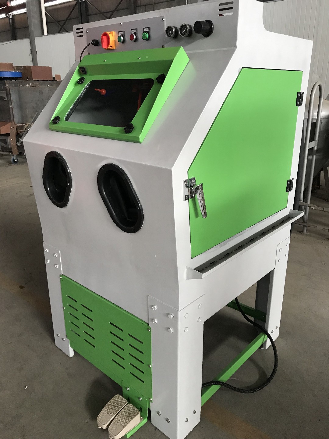 （標(biāo)準(zhǔn)型）手動(dòng)液體噴砂機(jī)，水噴砂機(jī)，液體噴沙機(jī)